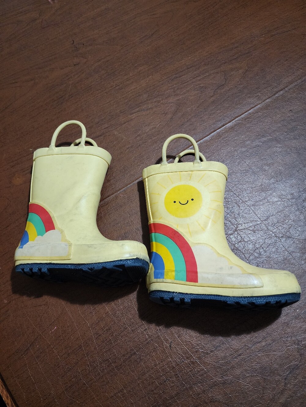 Children's Yellow Rain Boots with Rainbow & Sun - Picture 4 of 8